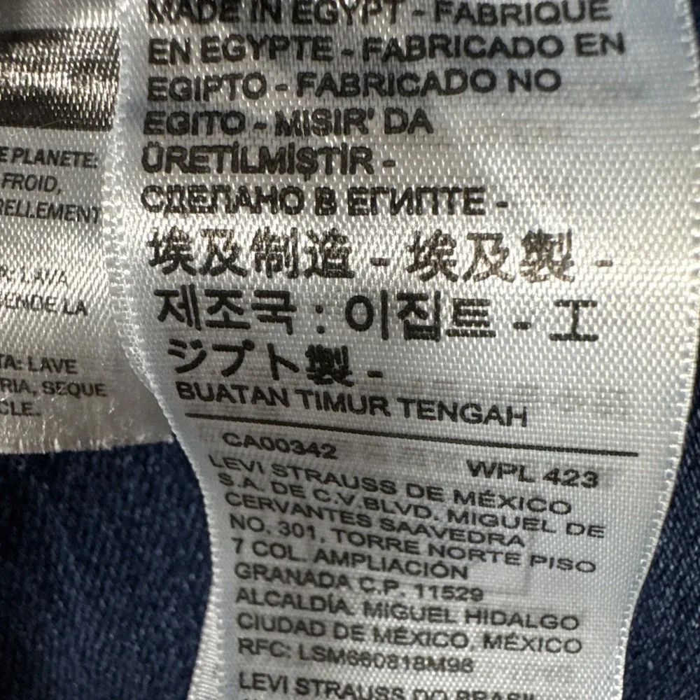 Levi's 502 Men's Jeans 46x32 Regular Taper Stretch Medium Wash‎ Made in Egypt